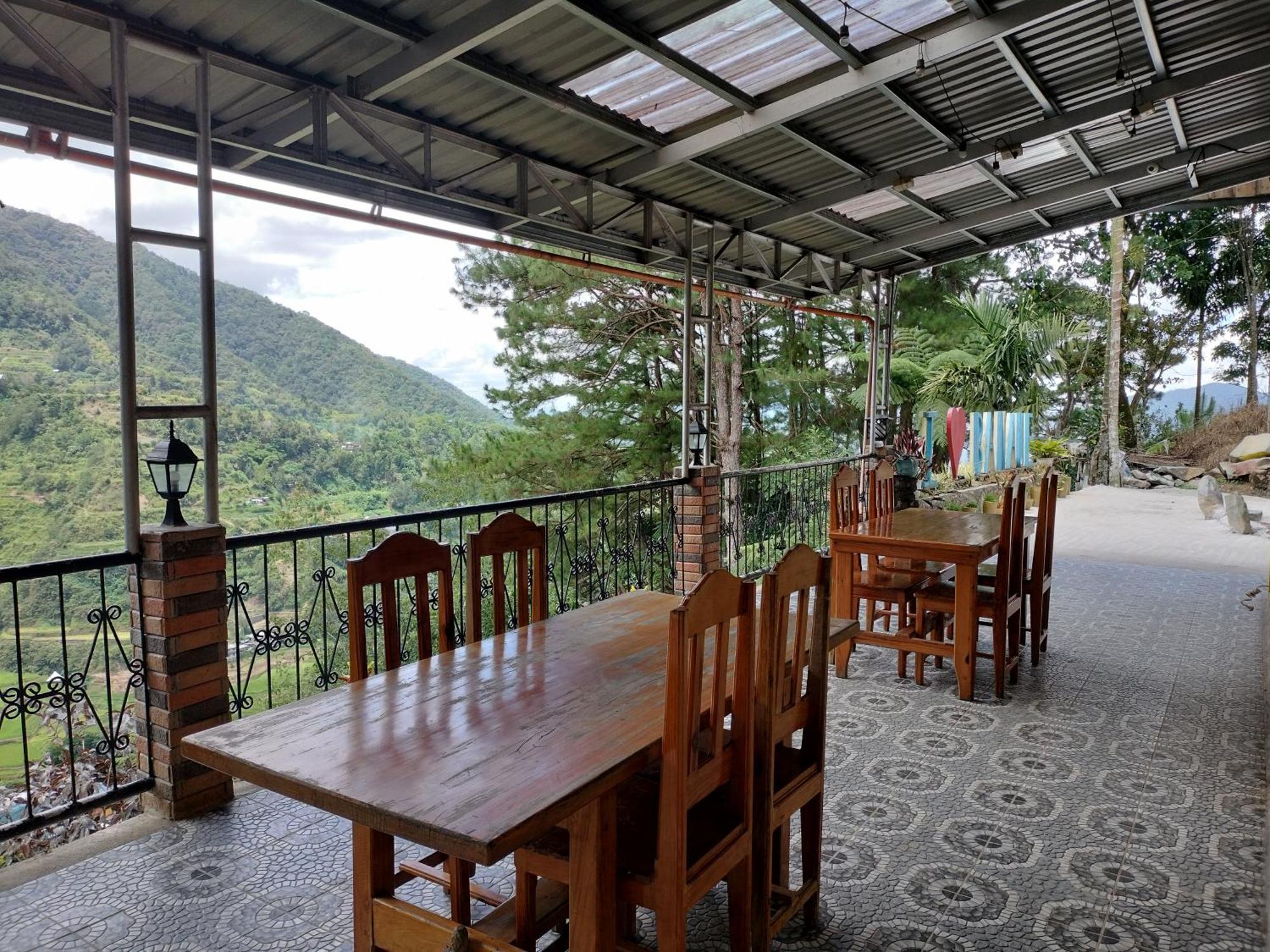 Trekkers Lodge And Cafe バナウェ エクステリア 写真