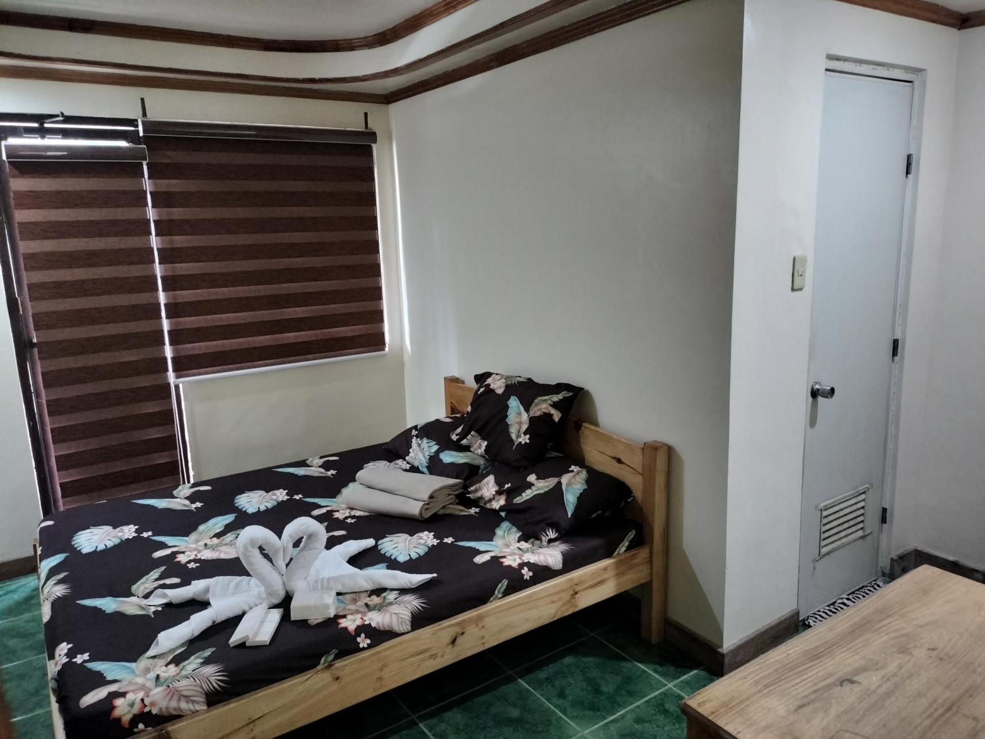 Trekkers Lodge And Cafe バナウェ エクステリア 写真
