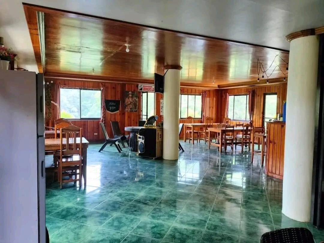 Trekkers Lodge And Cafe バナウェ エクステリア 写真